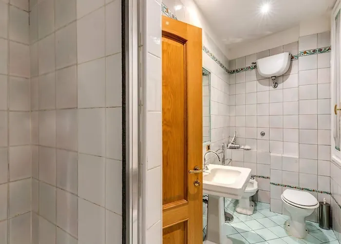 Cozy Flat In Trevi Fountain *
