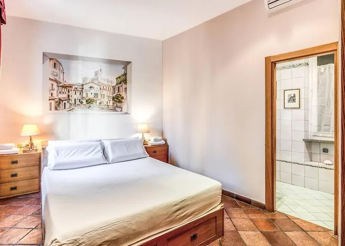 Cozy Flat In Trevi Fountain * רומא