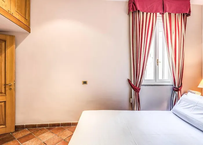 Cozy Flat In Trevi Fountain